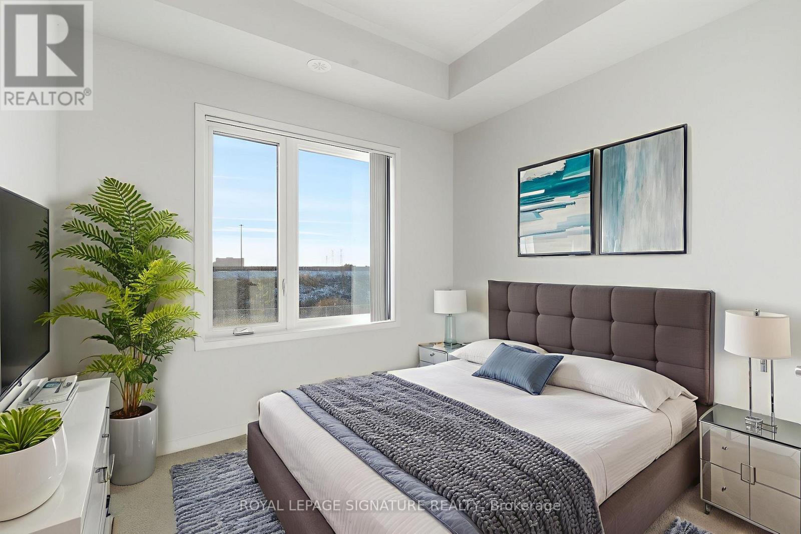 275 - 150 Honeycrisp Crescent, Vaughan, Ontario  L4K 0N7 - Photo 9 - N12943234