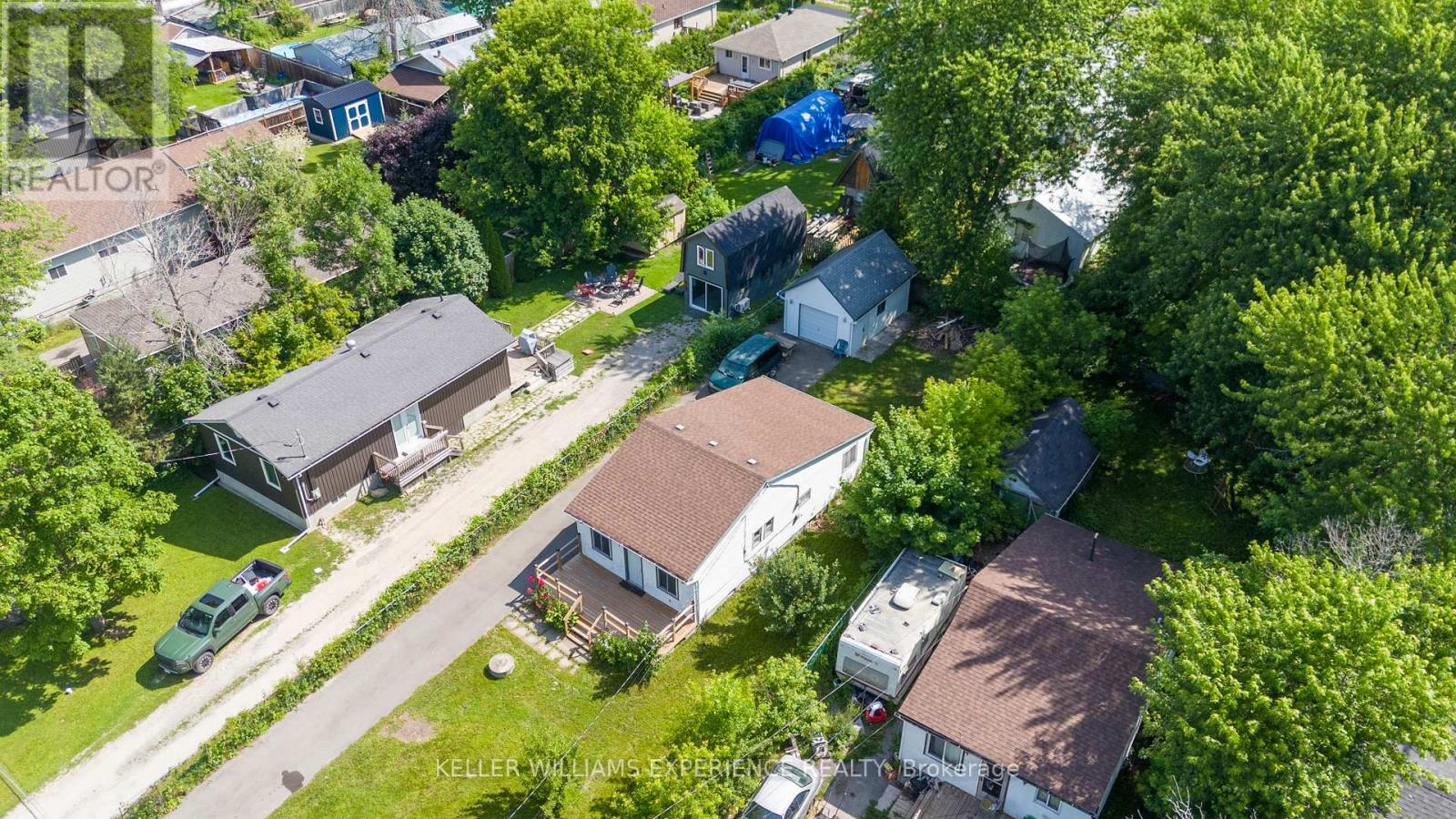 767 Sedore Avenue, Georgina, Ontario  L0E 1S0 - Photo 11 - N12943238