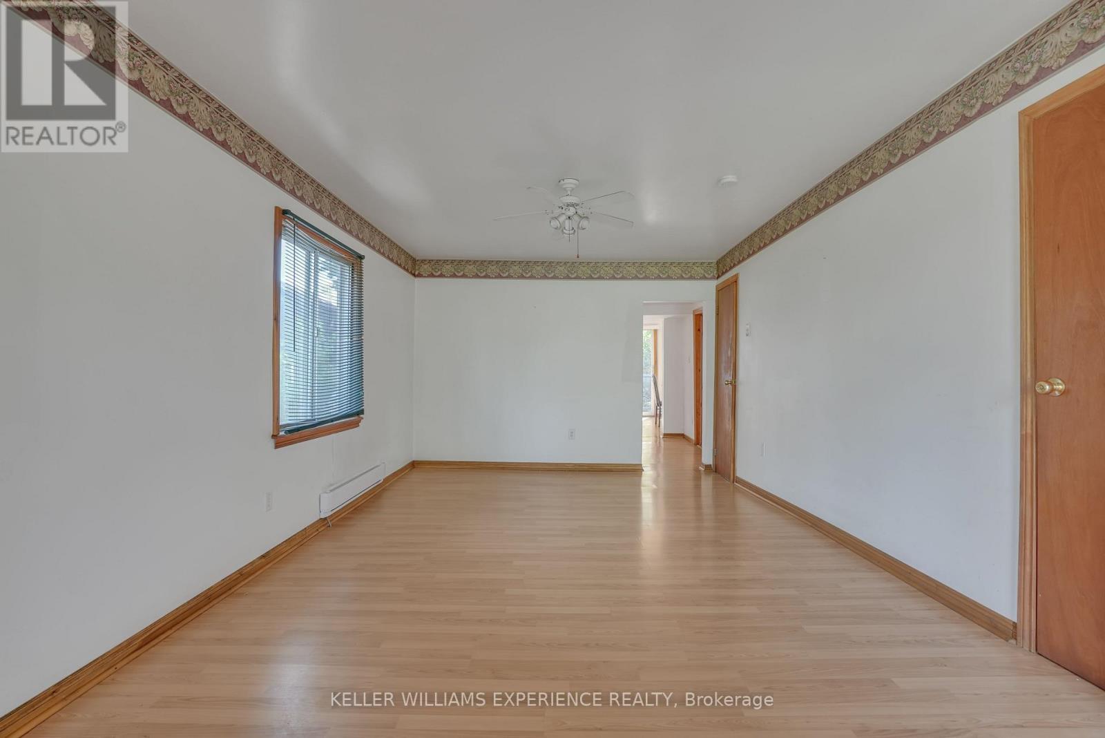 767 Sedore Avenue, Georgina, Ontario  L0E 1S0 - Photo 5 - N12943238