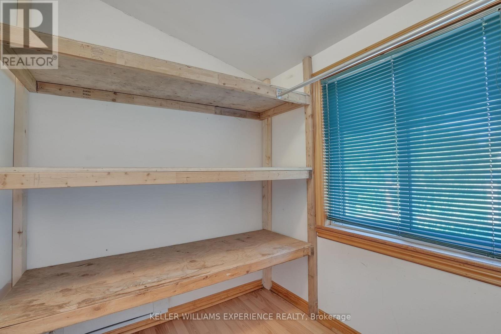 767 Sedore Avenue, Georgina, Ontario  L0E 1S0 - Photo 6 - N12943238