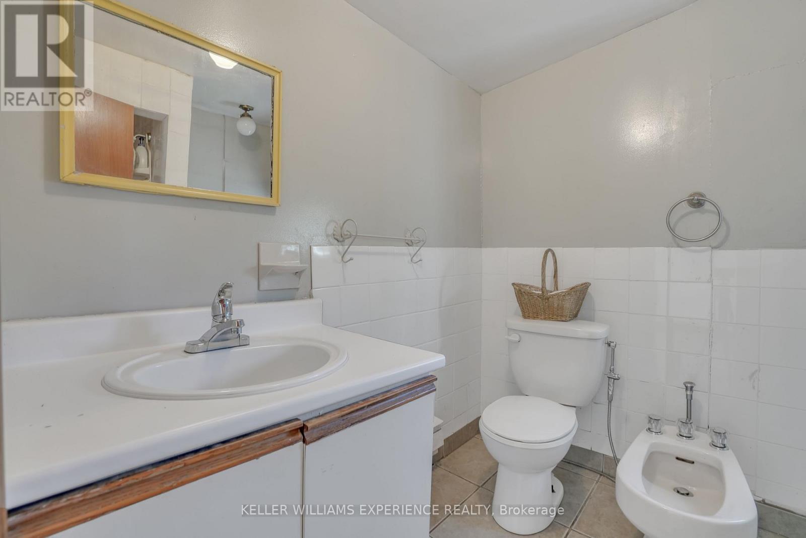 767 Sedore Avenue, Georgina, Ontario  L0E 1S0 - Photo 8 - N12943238