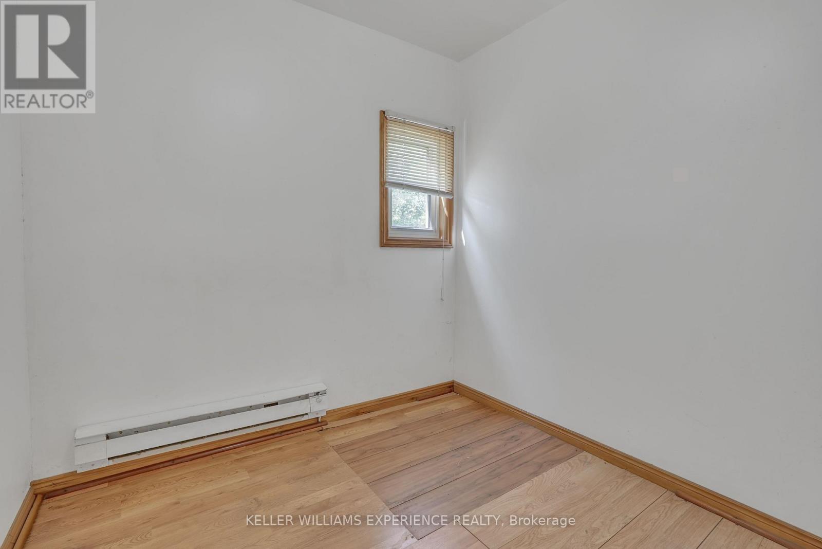 767 Sedore Avenue, Georgina, Ontario  L0E 1S0 - Photo 9 - N12943238