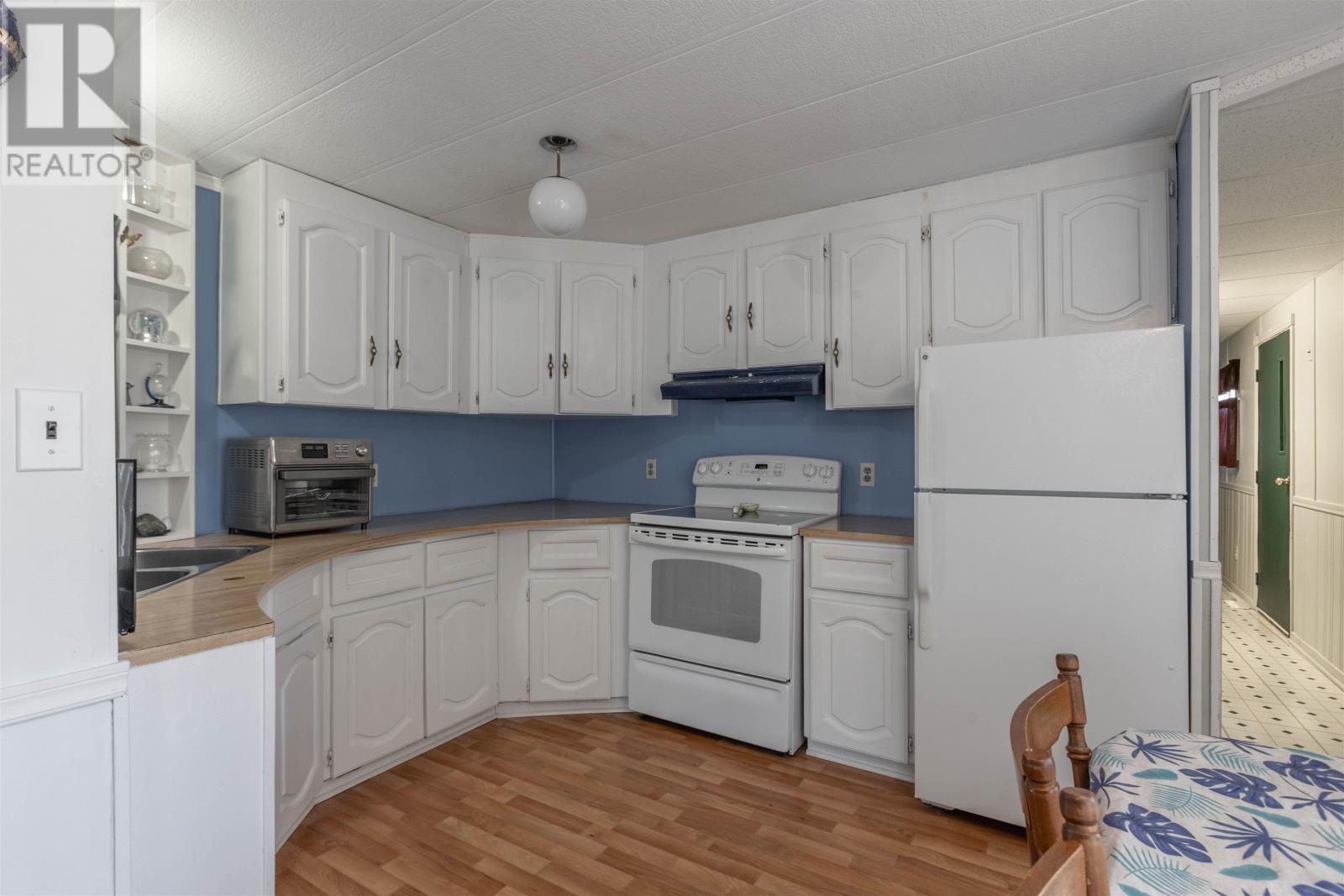 102 Heritage Drive, Cornwall, Prince Edward Island  C0A 1H5 - Photo 11 - 202605993