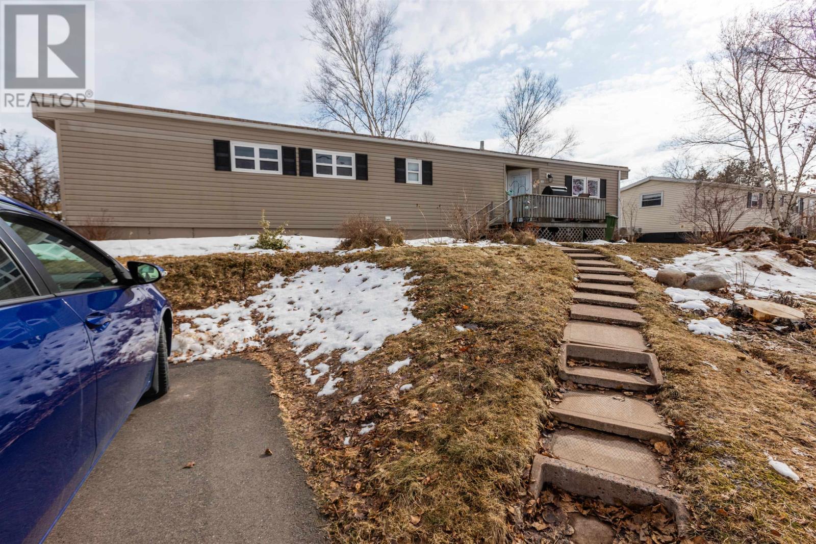 102 Heritage Drive, Cornwall, Prince Edward Island  C0A 1H5 - Photo 3 - 202605993