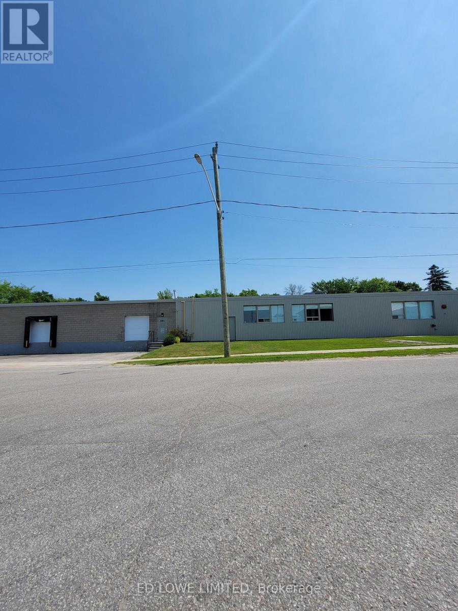 201 Bay Street, Midland, Ontario  L4R 1M9 - Photo 3 - S12943292