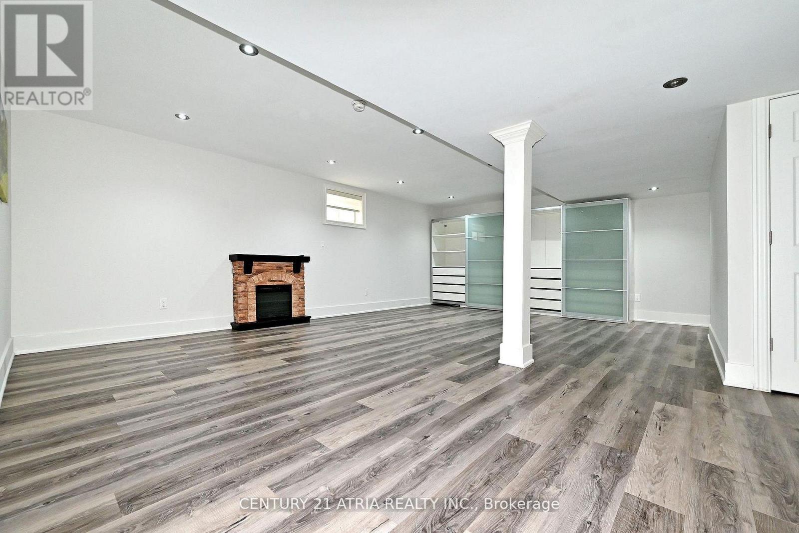 350 Queen Mary Drive, Oakville, Ontario  L6K 3L8 - Photo 44 - W12943128