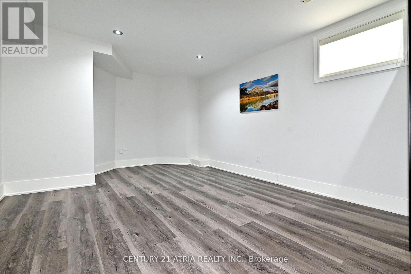 350 Queen Mary Drive, Oakville, Ontario  L6K 3L8 - Photo 46 - W12943128