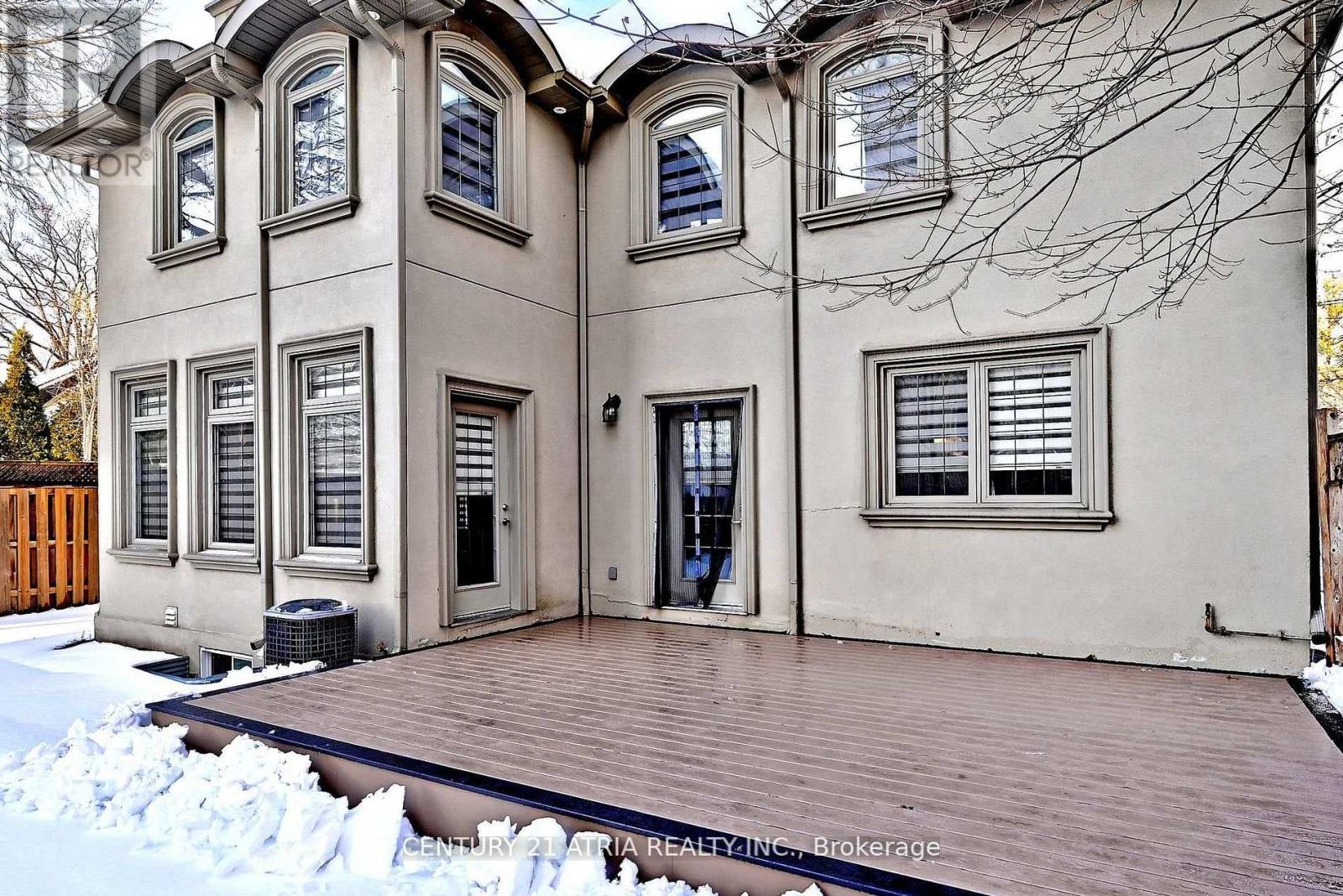 350 Queen Mary Drive, Oakville, Ontario  L6K 3L8 - Photo 49 - W12943128