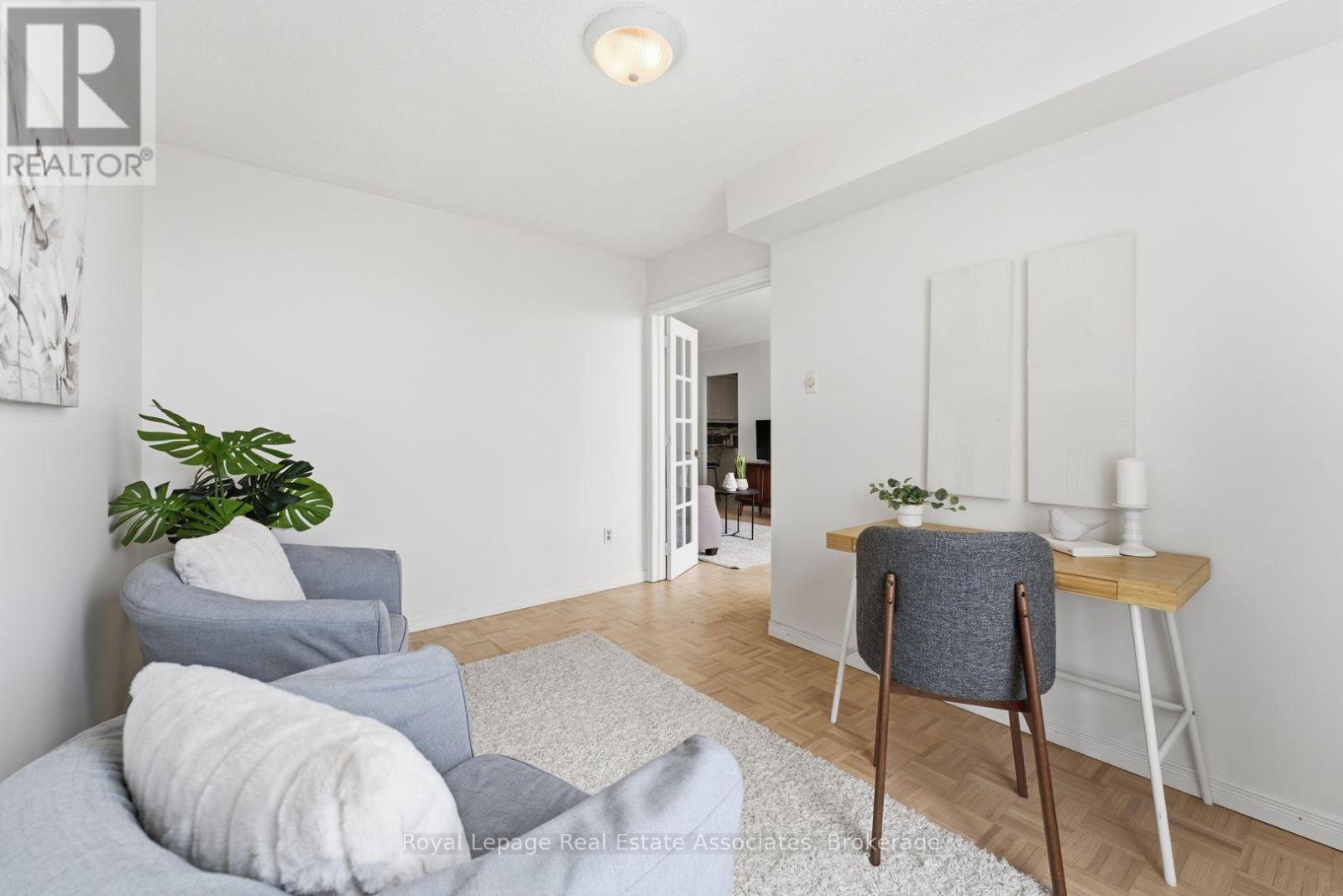 1010 - 3170 Kirwin Avenue, Mississauga, Ontario  L5A 3R1 - Photo 12 - W12943160