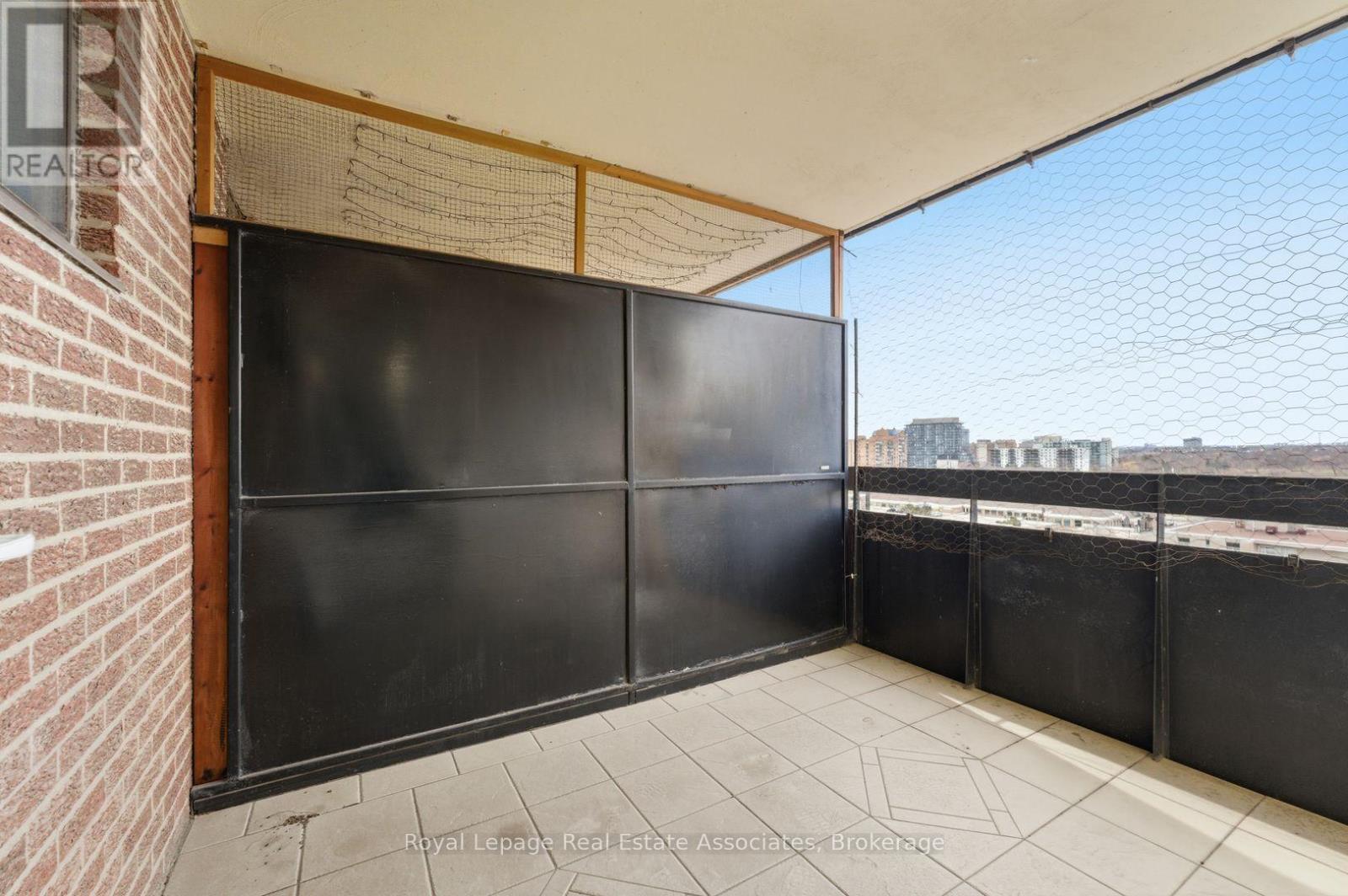 1010 - 3170 Kirwin Avenue, Mississauga, Ontario  L5A 3R1 - Photo 27 - W12943160