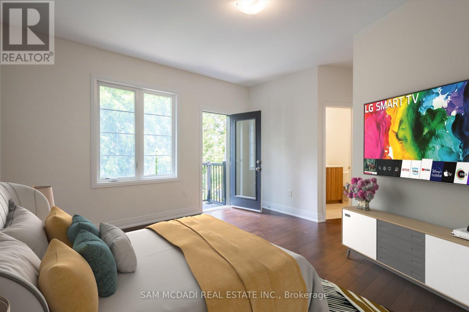 90 Salina Street, Mississauga, Ontario  L4M 1X8 - Photo 28 - W12943180