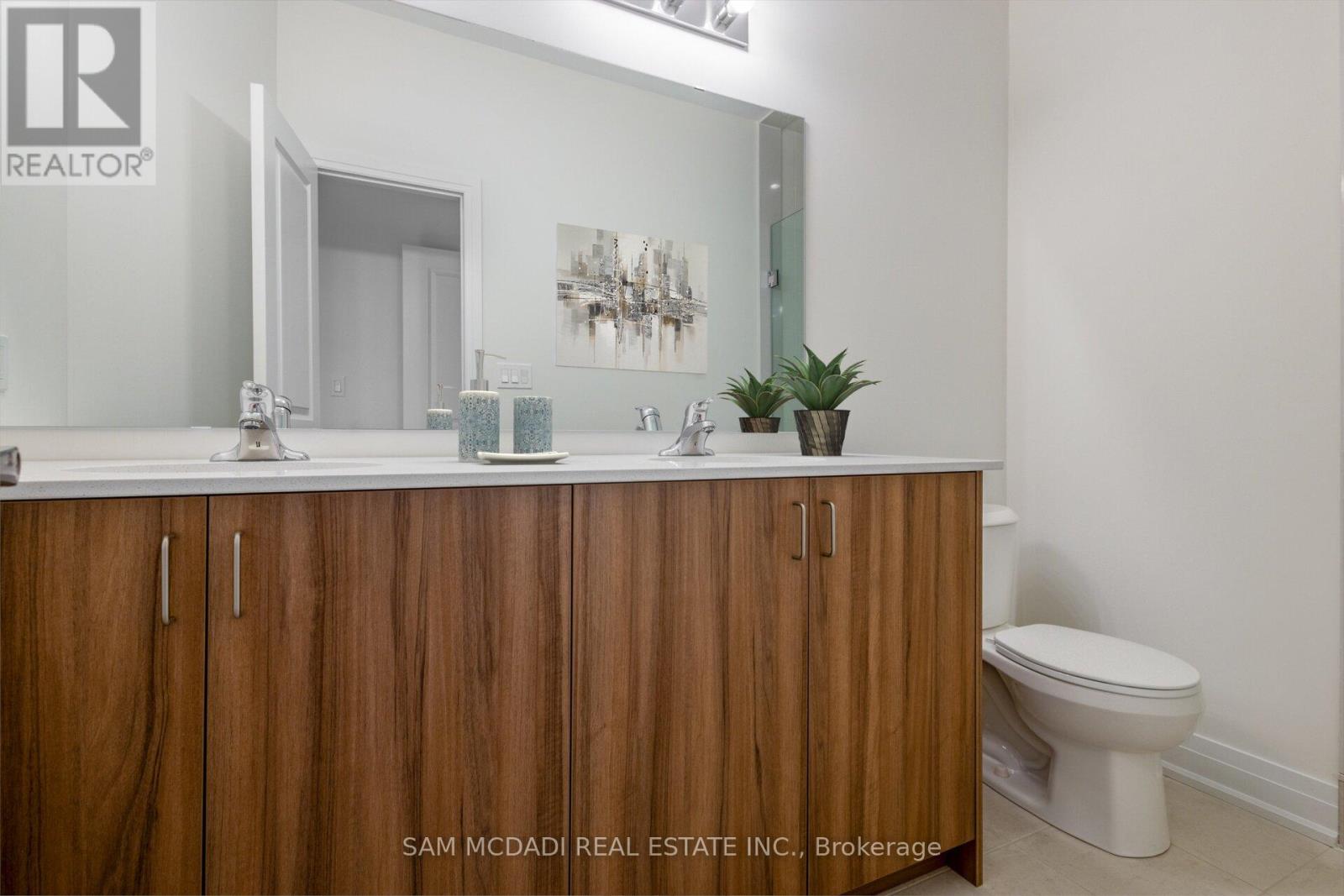 90 Salina Street, Mississauga, Ontario  L4M 1X8 - Photo 29 - W12943180