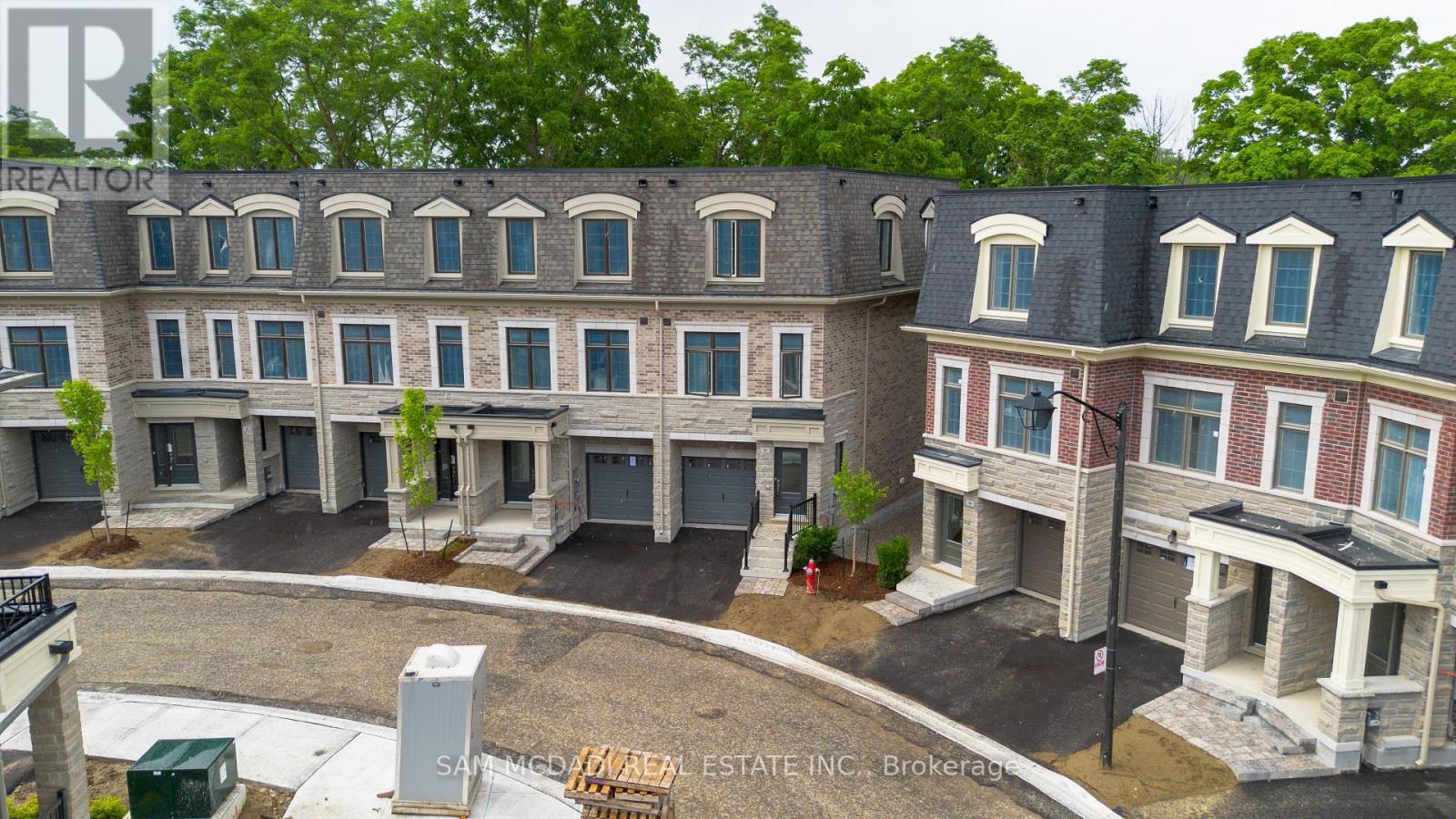 90 Salina Street, Mississauga, Ontario  L4M 1X8 - Photo 36 - W12943180