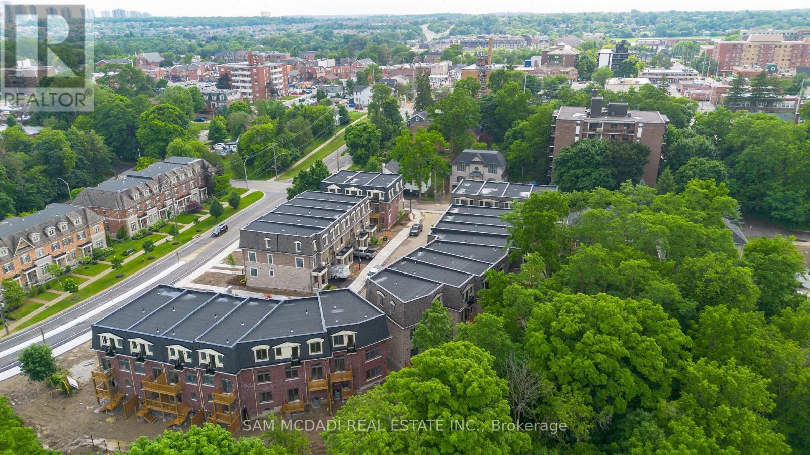 90 Salina Street, Mississauga, Ontario  L4M 1X8 - Photo 38 - W12943180