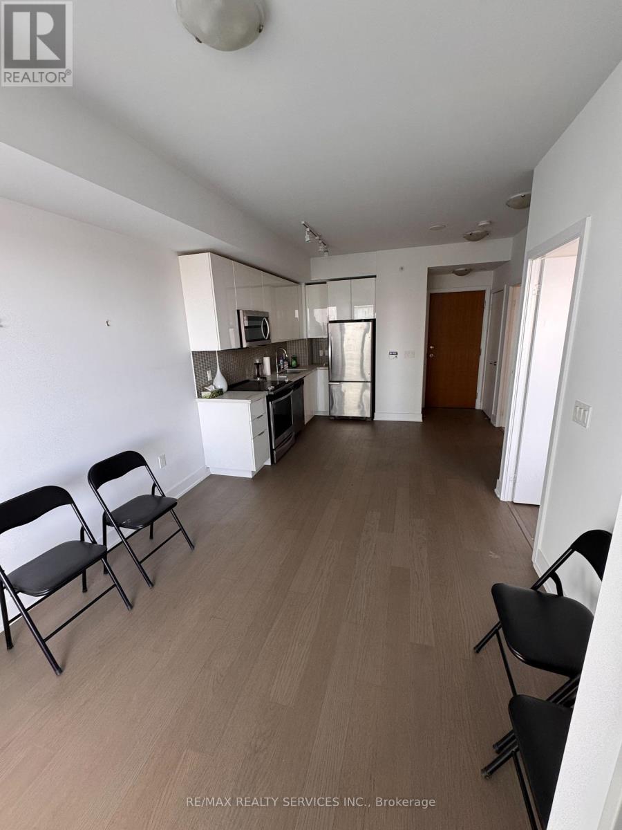 2115 - 30 Shorebreeze Drive, Toronto, Ontario  M8V 0C7 - Photo 4 - W12943182