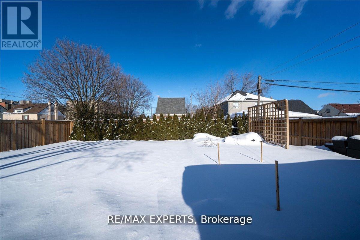 60 Anthony Road, Toronto, Ontario  M3K 1B3 - Photo 35 - W12943186