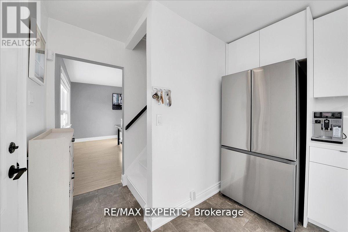 60 Anthony Road, Toronto, Ontario  M3K 1B3 - Photo 8 - W12943186