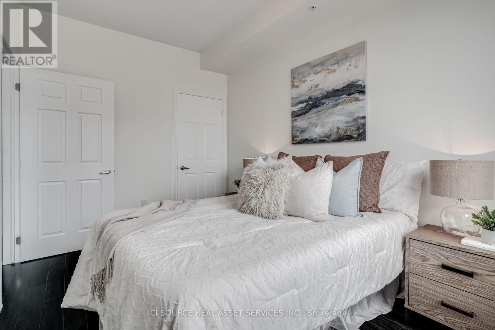 238 - 5010 Corporate Drive, Burlington, Ontario  L7L 0H6 - Photo 7 - W12943228