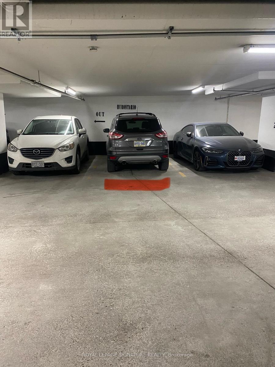 P2 #29 - 1 HURONTARIO STREET, Mississauga, Ontario