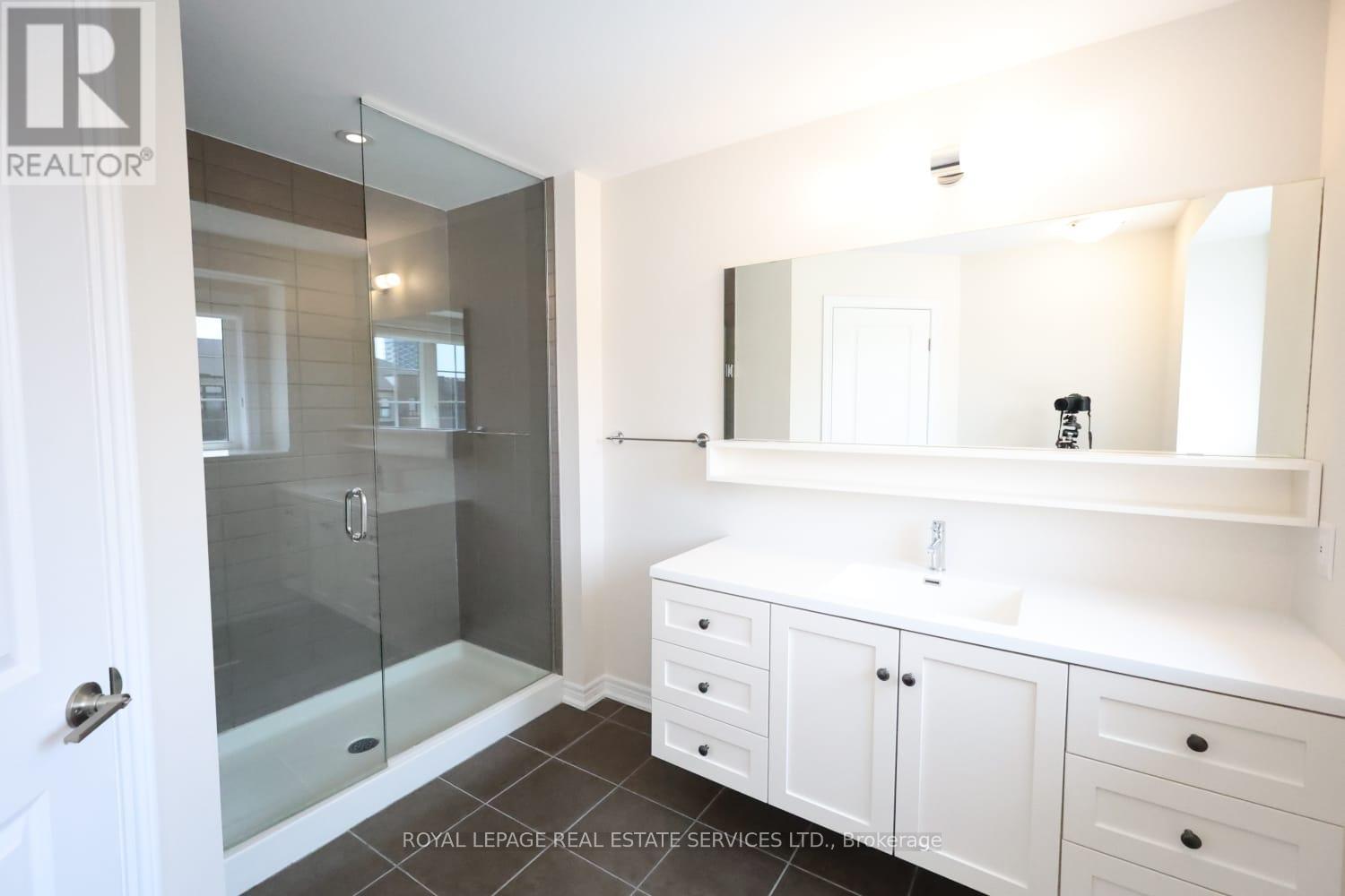 415 Wheat Boom Drive, Oakville, Ontario  L6H 0R3 - Photo 16 - W12943254