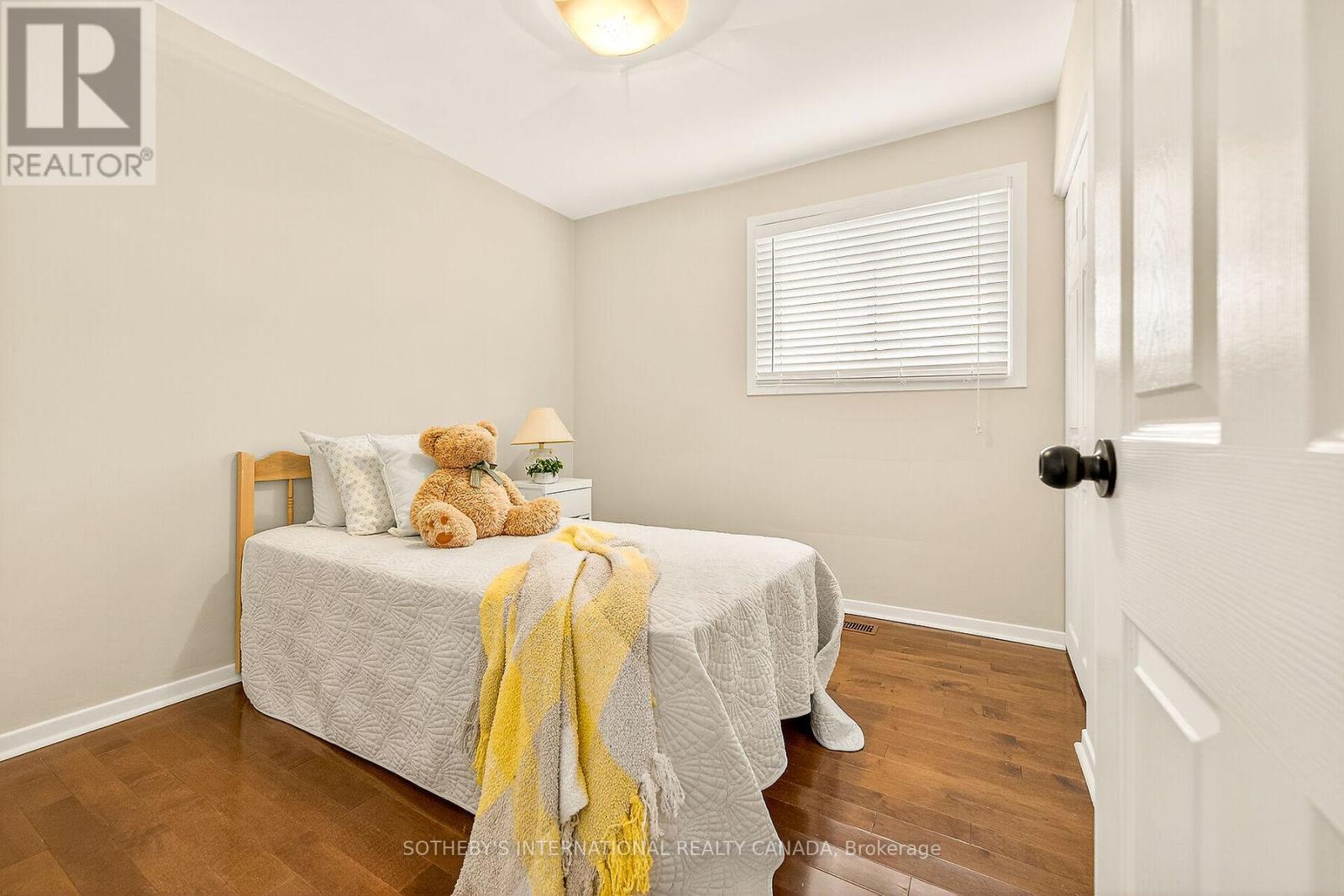 1943 Deanhome Road, Mississauga, Ontario  L5J 2K5 - Photo 32 - W12943266