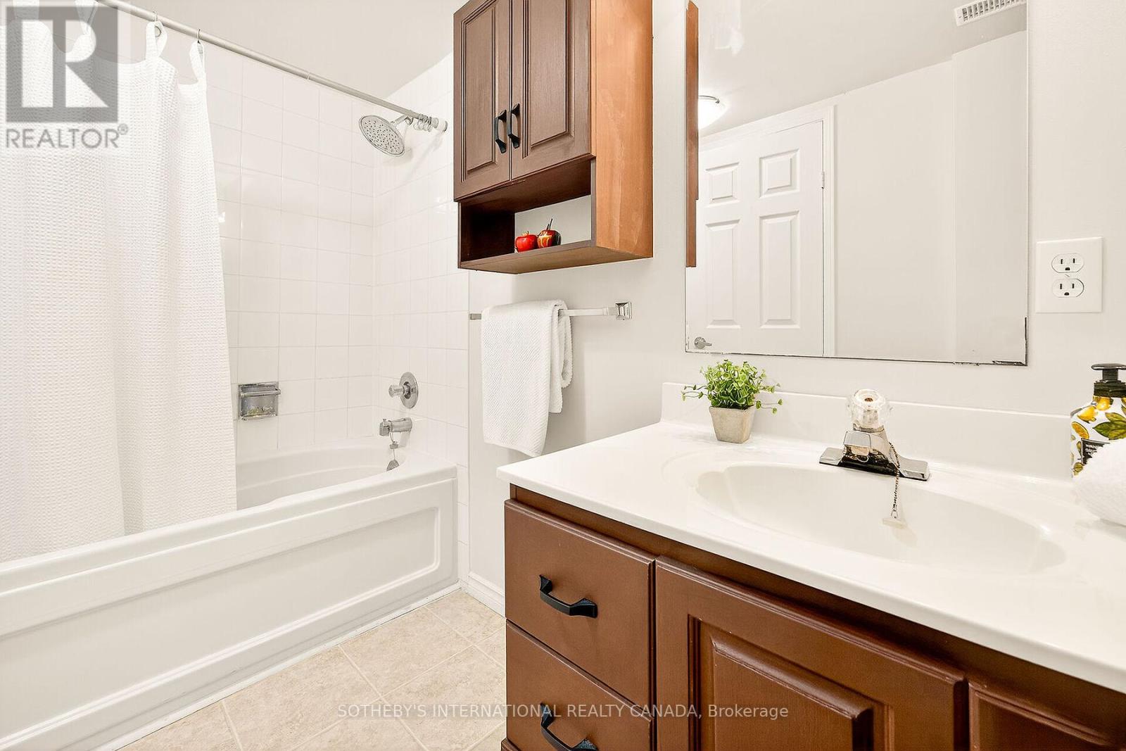 1943 Deanhome Road, Mississauga, Ontario  L5J 2K5 - Photo 42 - W12943266