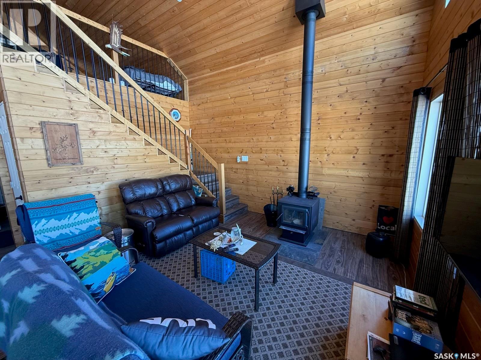 Cabin In Reynolds Bay, Nemeiben Lake, Northern Admin District, Saskatchewan  S0J 1L0 - Photo 5 - SK031690