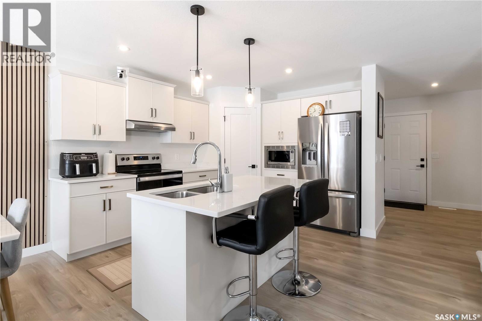 247 Asokan Street, Saskatoon, Saskatchewan  S7V 1V7 - Photo 6 - SK031065