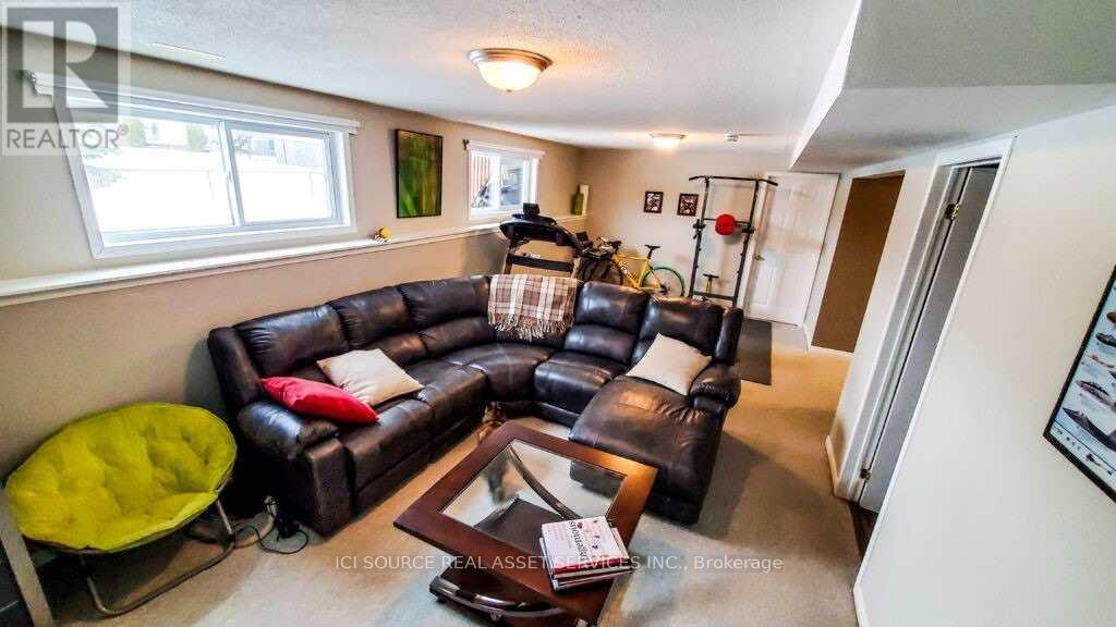 8 Mayhew Drive, Quinte West, Ontario  K8V 6W8 - Photo 12 - X12943034