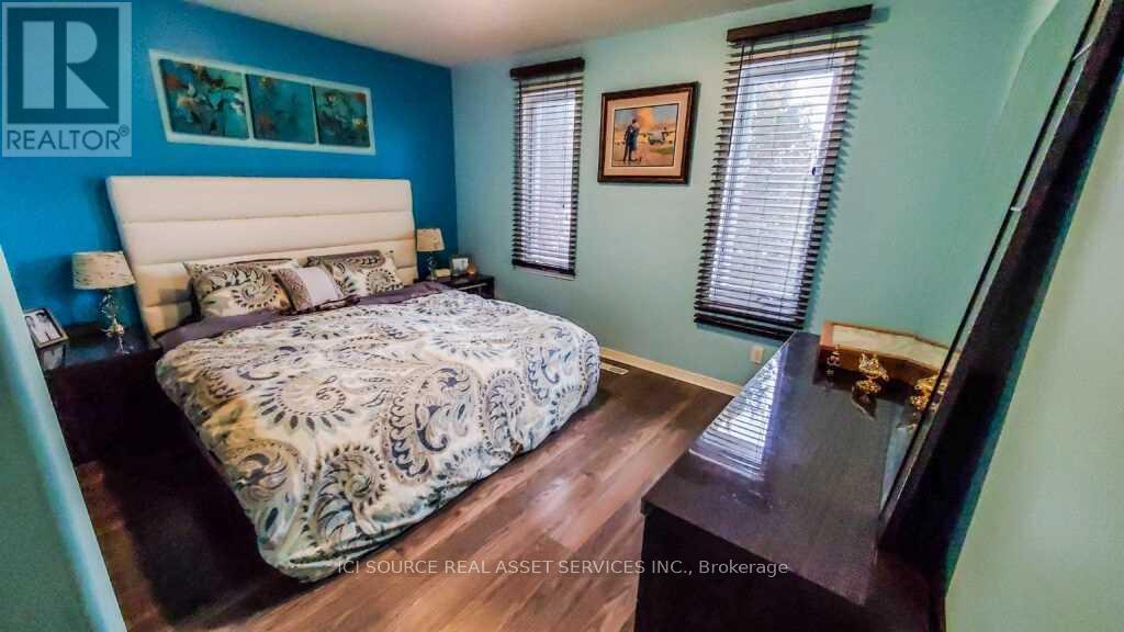 8 Mayhew Drive, Quinte West, Ontario  K8V 6W8 - Photo 3 - X12943034