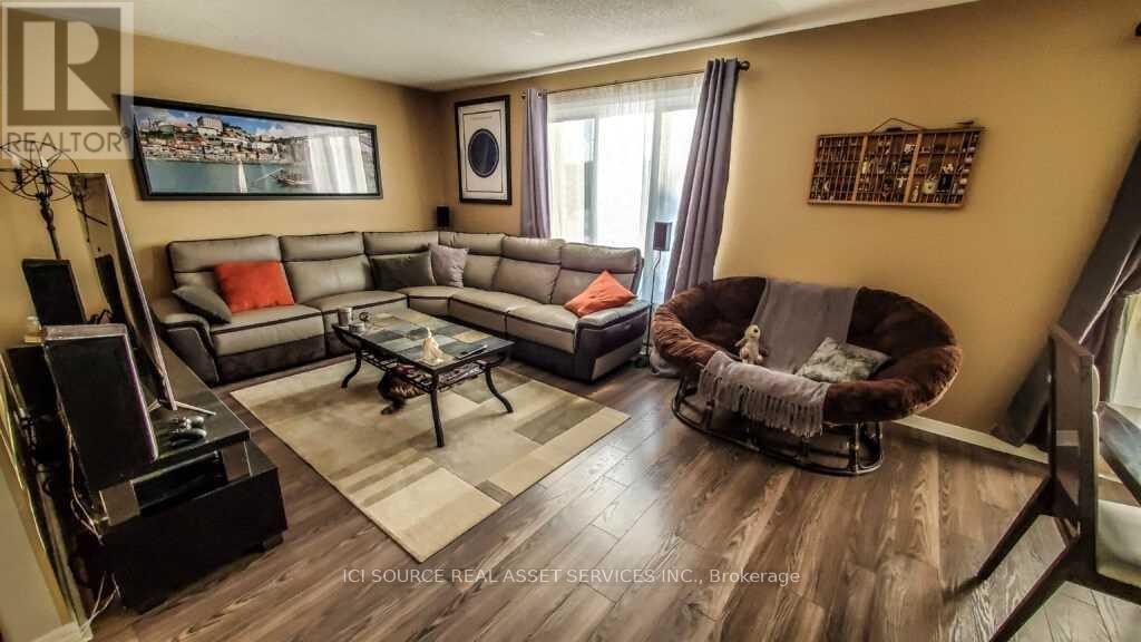 8 Mayhew Drive, Quinte West, Ontario  K8V 6W8 - Photo 6 - X12943034