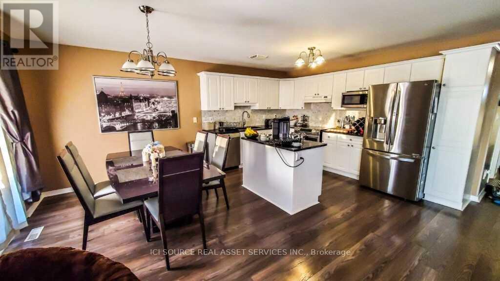 8 Mayhew Drive, Quinte West, Ontario  K8V 6W8 - Photo 7 - X12943034