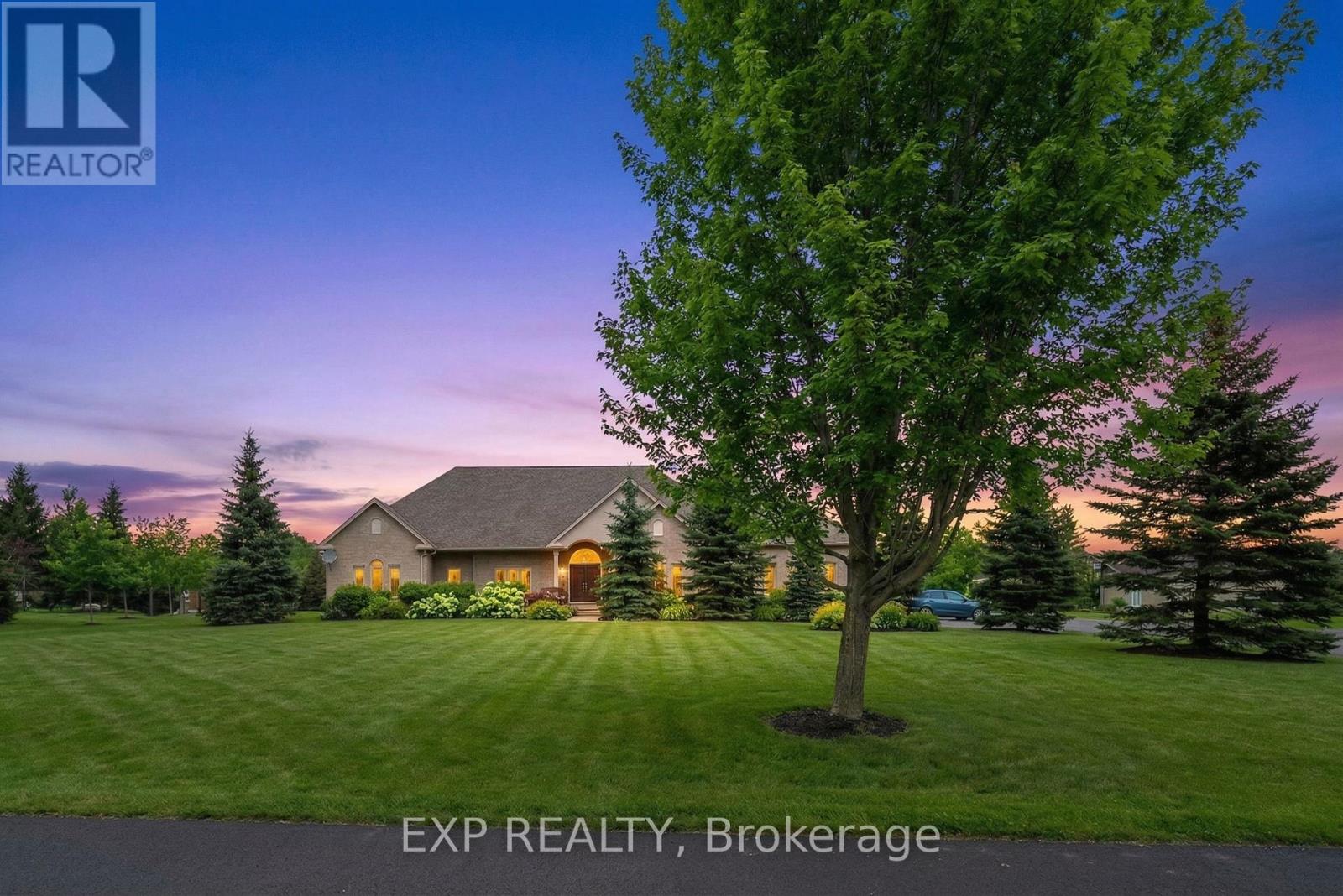 48 BROOKHAVEN CRESCENT, East Garafraxa, Ontario