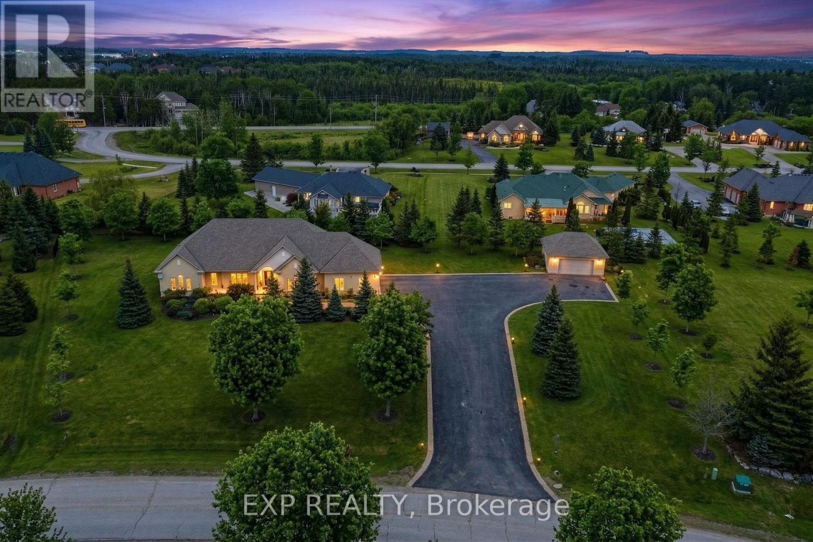 48 Brookhaven Crescent, East Garafraxa, Ontario  L9W 7M9 - Photo 2 - X12943148