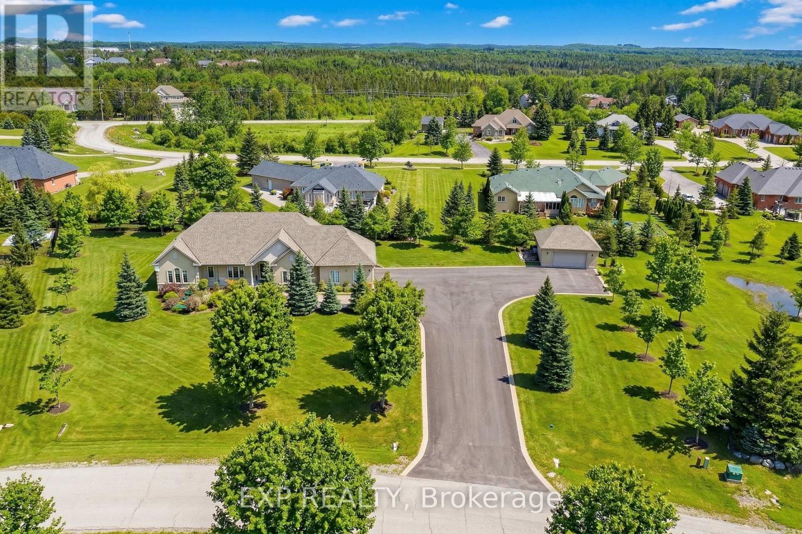 48 Brookhaven Crescent, East Garafraxa, Ontario  L9W 7M9 - Photo 3 - X12943148