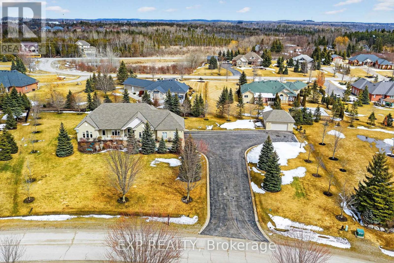 48 Brookhaven Crescent, East Garafraxa, Ontario  L9W 7M9 - Photo 38 - X12943148