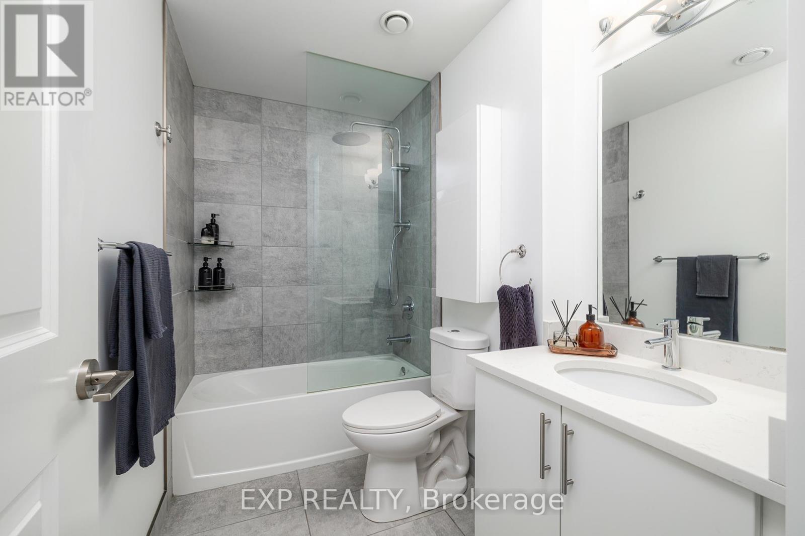 1703 - 181 King Street S, Waterloo, Ontario  N2J 1P7 - Photo 13 - X12943194