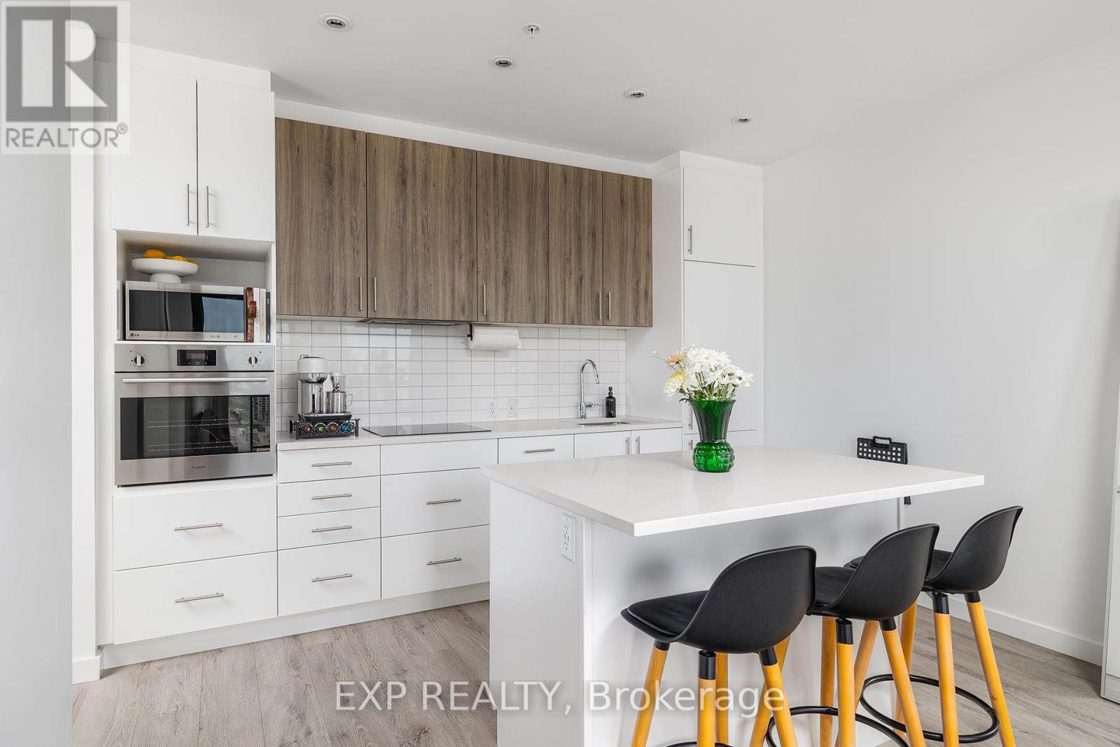 1703 - 181 King Street S, Waterloo, Ontario  N2J 1P7 - Photo 5 - X12943194