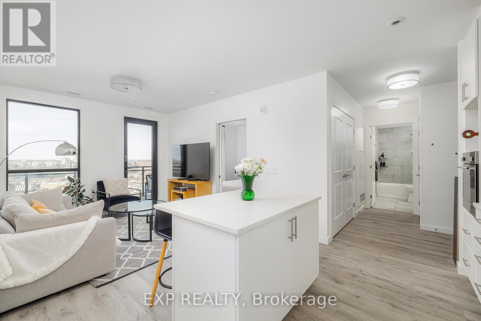 1703 - 181 King Street S, Waterloo, Ontario  N2J 1P7 - Photo 7 - X12943194