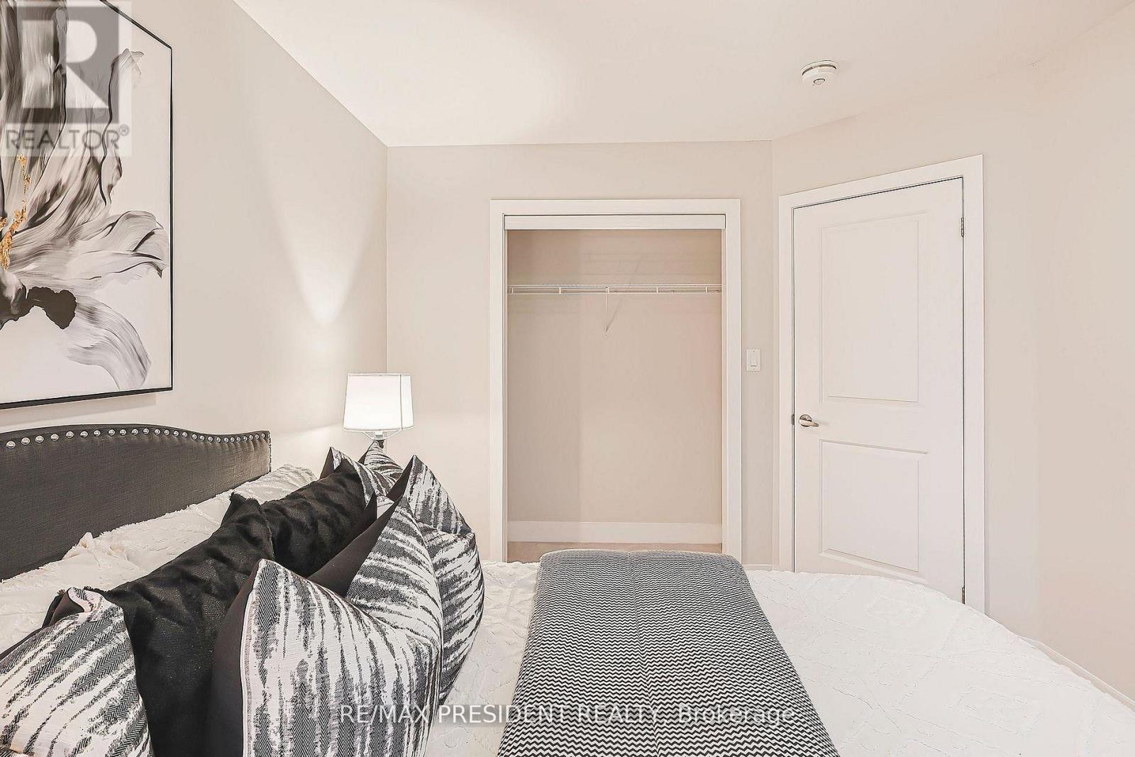 132 - 1960 Dalmagarry Road, London North, Ontario  N6G 0T8 - Photo 29 - X12943200