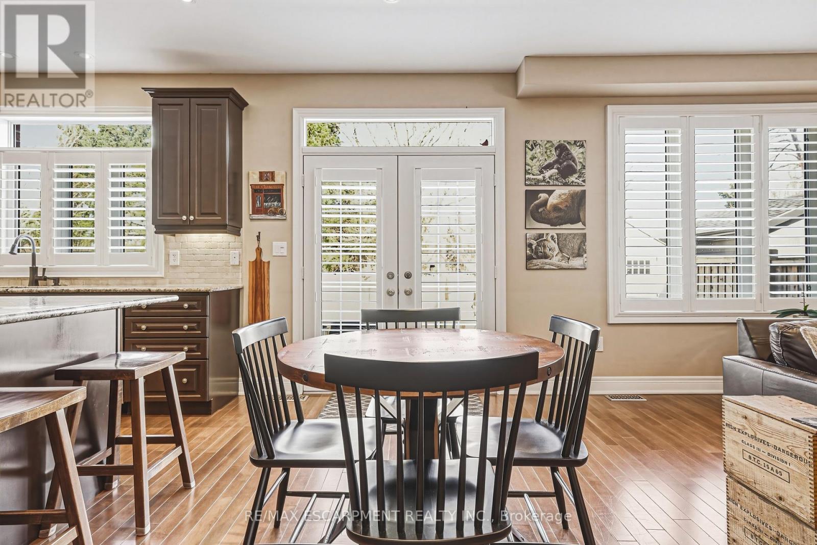 405 Valridge Drive, Hamilton, Ontario  L9G 0B2 - Photo 7 - X12943290