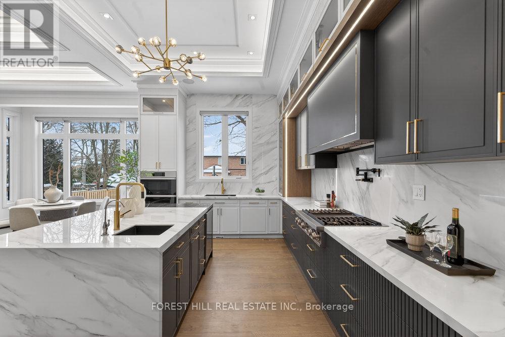 297 Hillcrest Avenue, Toronto, Ontario  M2N 3P5 - Photo 12 - C12939208