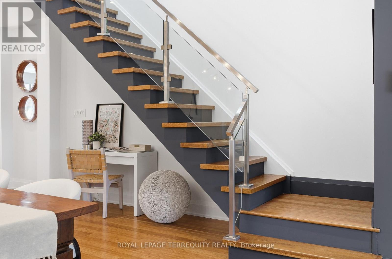 52 Queensbury Avenue, Toronto, Ontario  M1N 2X7 - Photo 14 - E12765480