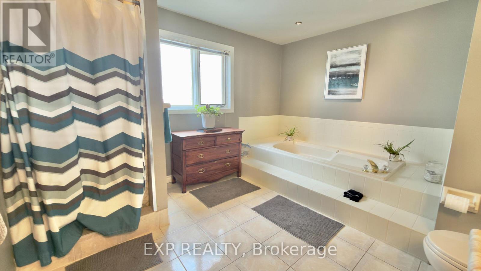 395 Burnett Avenue, Cambridge, Ontario  N1T 1G7 - Photo 24 - X12934350