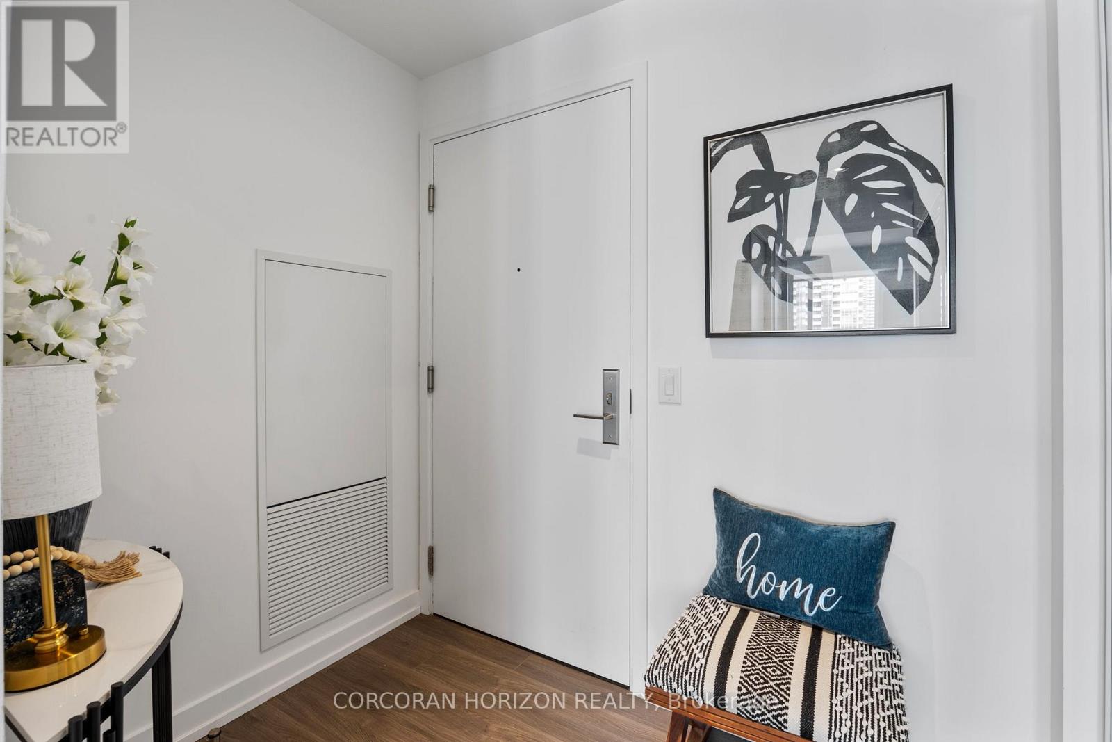 Ph1 - 20 Edward Street, Toronto, Ontario  M5G 1C9 - Photo 5 - C12942198