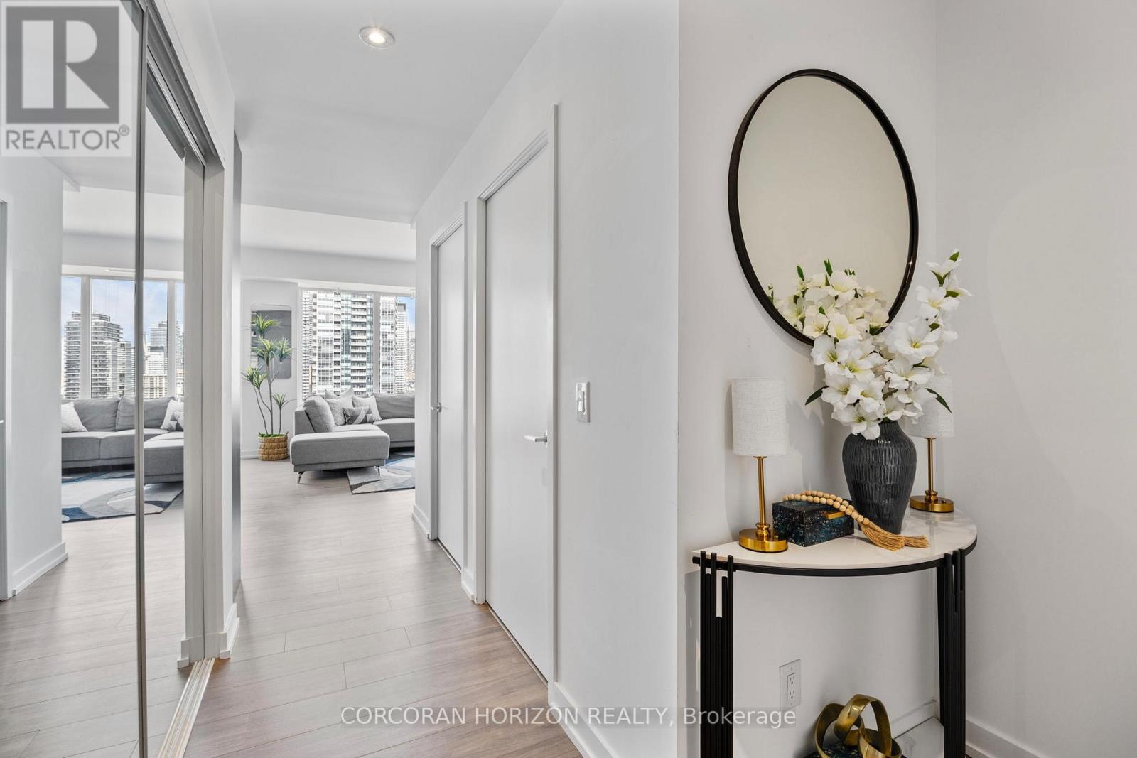 Ph1 (Furnished) - 20 Edward Street, Toronto, Ontario  M5G 1C9 - Photo 8 - C12942212