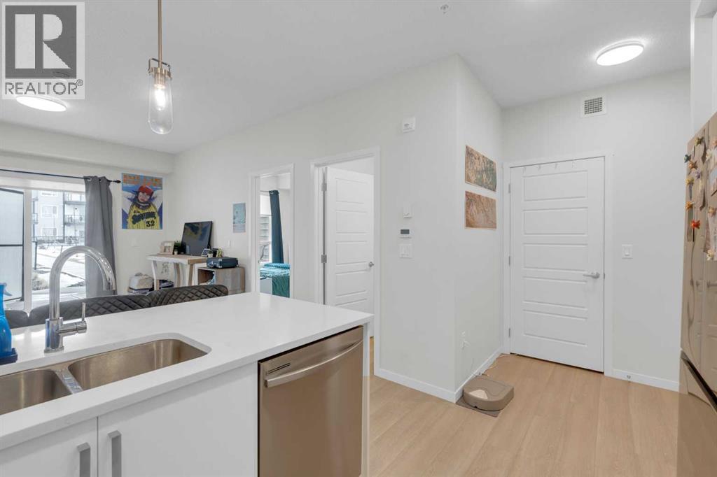 2106, 33 Carringham Gate NW, Calgary, Alberta  T3P 2H6 - Photo 12 - A2293637