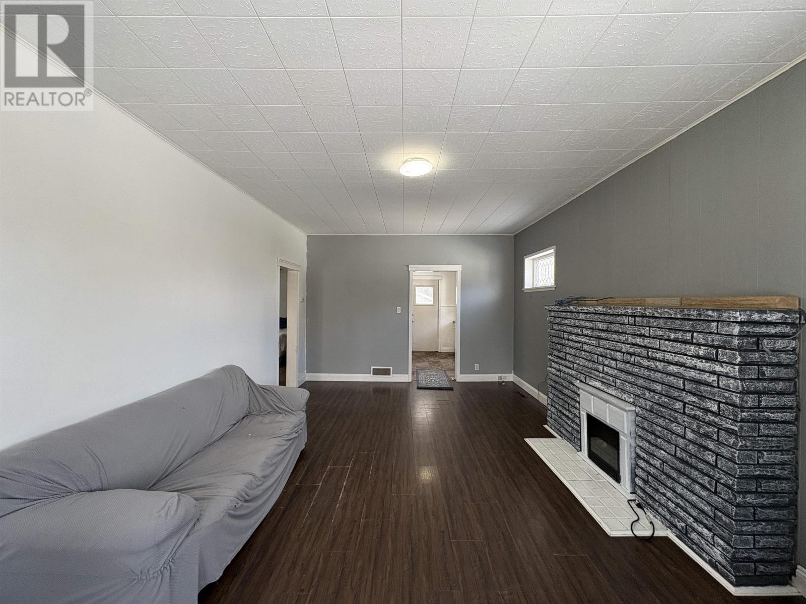 605 Crowe Ave, Fort Frances, Ontario  P9A 2L5 - Photo 5 - TB2600398