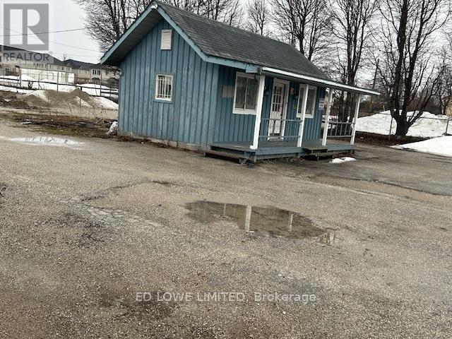 299 Atherley Road, Orillia, Ontario  L3V 3Y9 - Photo 2 - S12501862