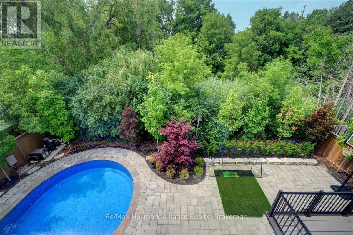 1225 Baldwin Drive, Oakville, Ontario  L6J 2W4 - Photo 3 - W12943404